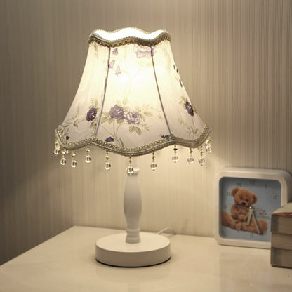 Vintage Floral Shade Table Lamp