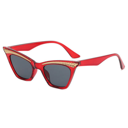 Ladies Cat-Eye Sunglasses with Luxurious Detail Bowlift