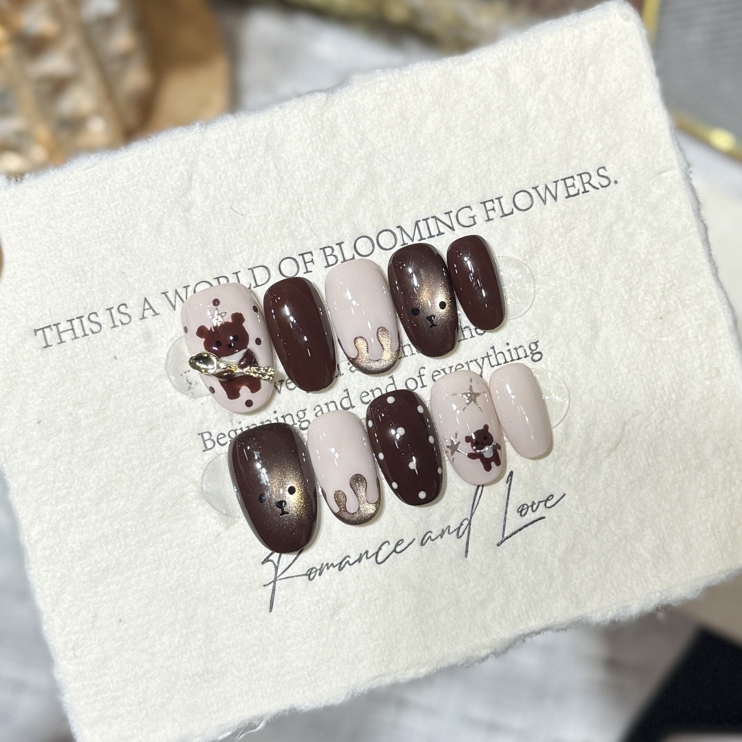 Whimsical Animal-Themed Press-On Nail Art Set Acalora