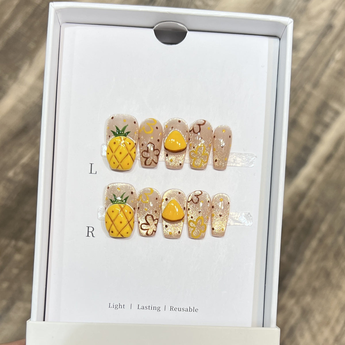 Decorative Floral Stiletto Press-On Nail Set Acalora