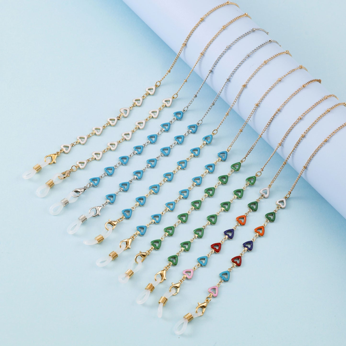 Heart-Shaped Eyewear Chain Acalora