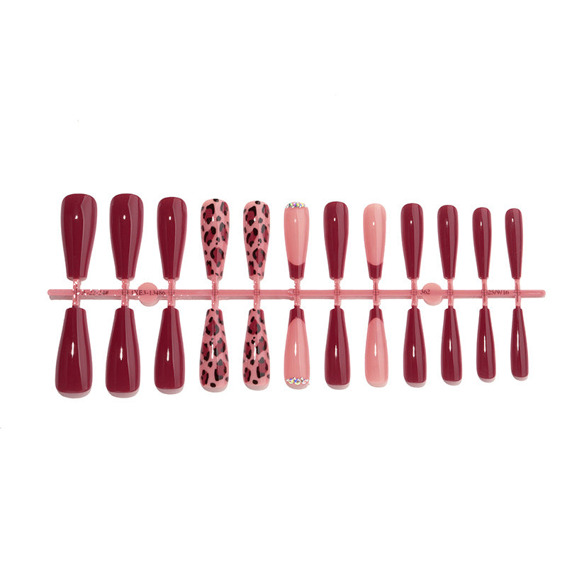 Decorative Press-On Nail Set with Stylish Leopard Accents Acalora