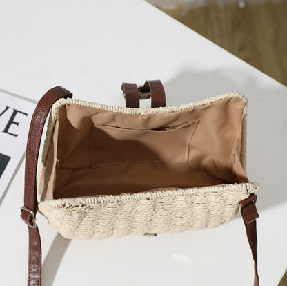Women's handbag in a modern braided design Karnz