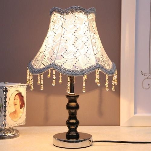 Elegant Lace Shade Table Lamp