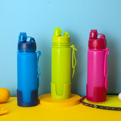 Women's foldable silicone drinking bottle with secure closure Bowlift