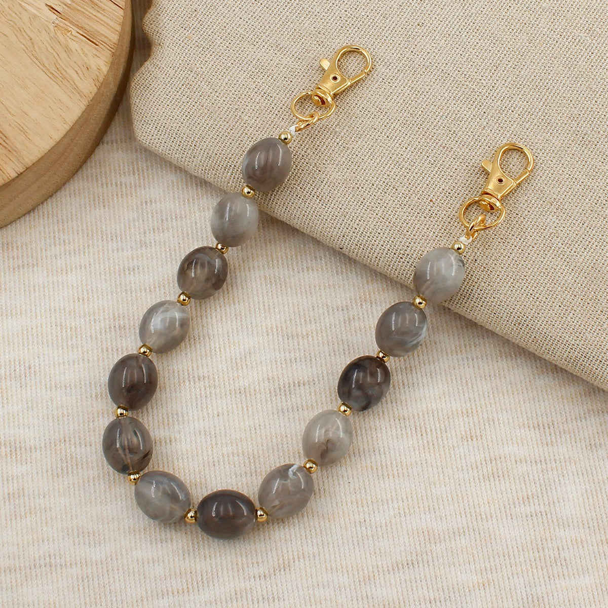 Elegant Beaded Eyewear Chain Acalora