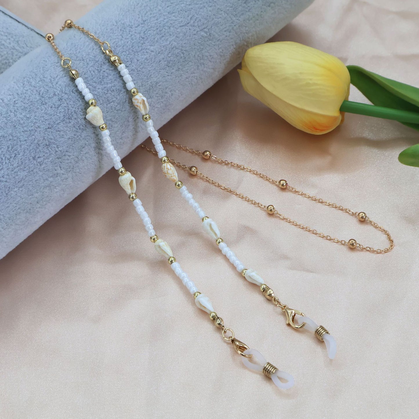 Beaded Eyewear Chain Acalora