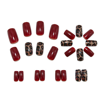 Nail polish with animal design Acalora