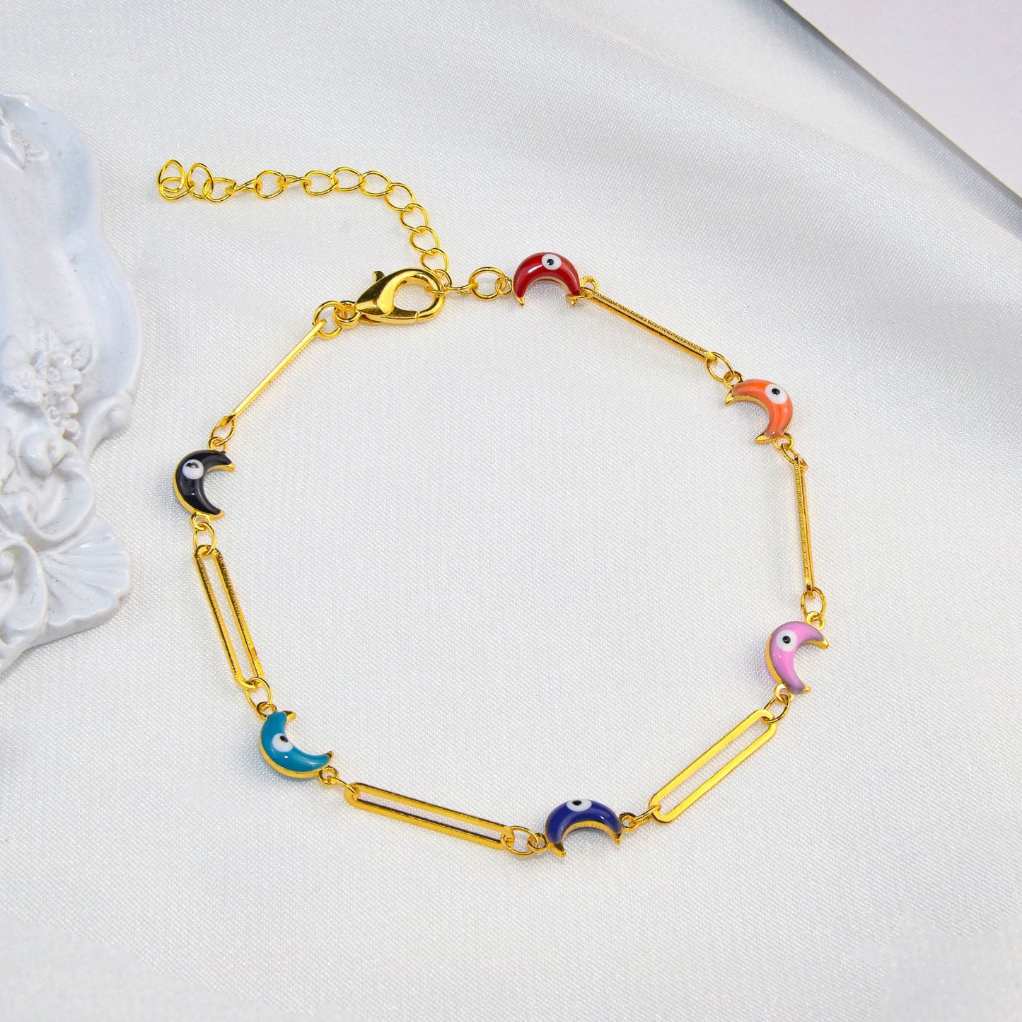 Artistic Eye Charm Bracelet Acalora