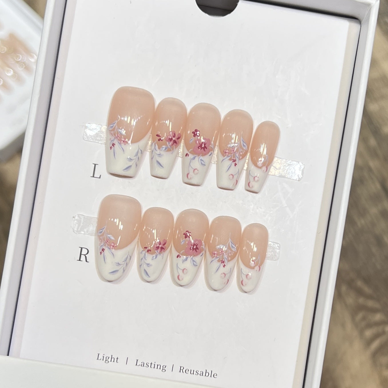 Floral Design Stiletto Press-On Nails Acalora