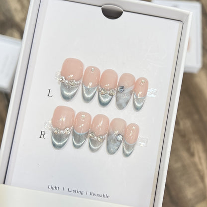 Elegant Reusable French Tip Press-On Nail Set Acalora