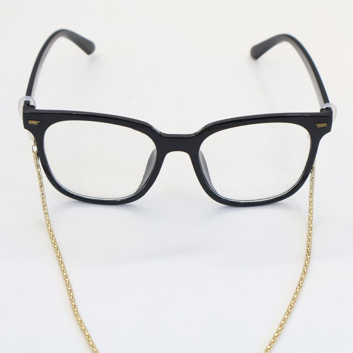 Chic Metallic Eyewear Chain Acalora