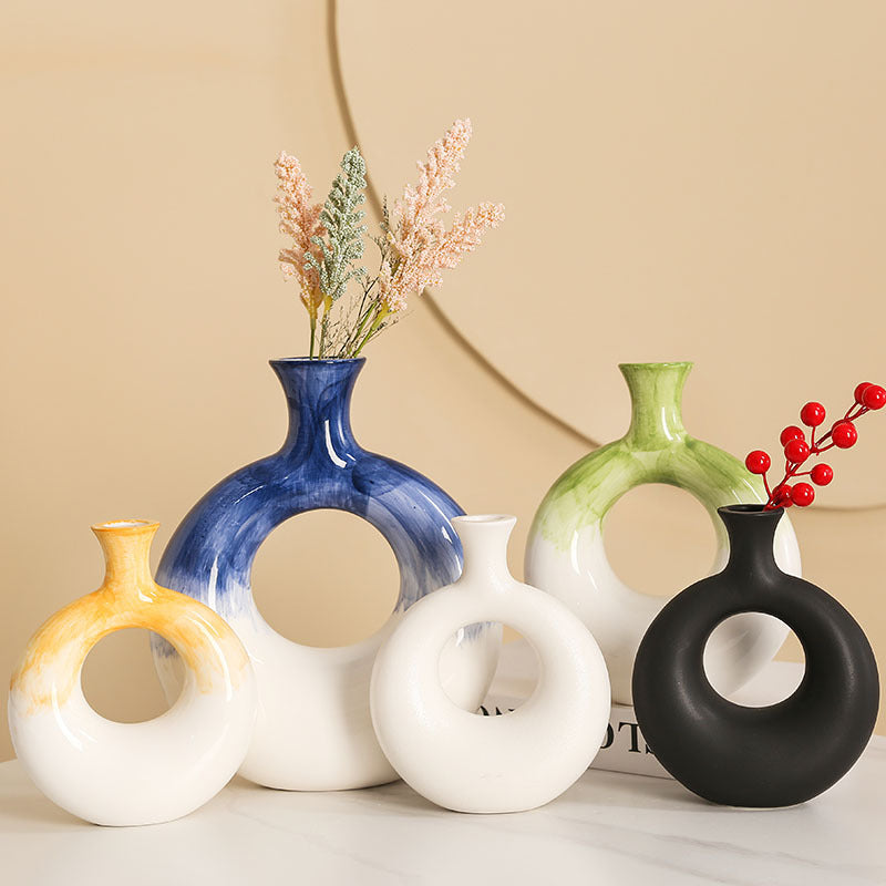 Modern Ceramic Vase Acalora