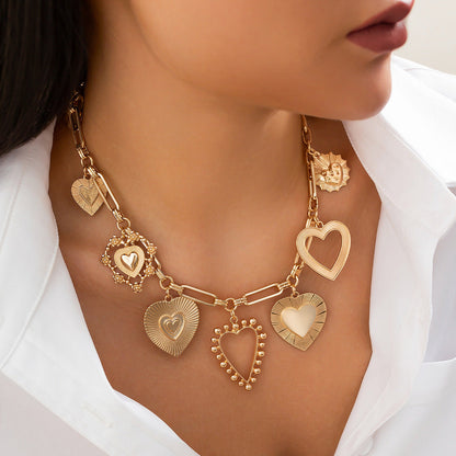 BowLift | Chunky Heart Charm Necklace