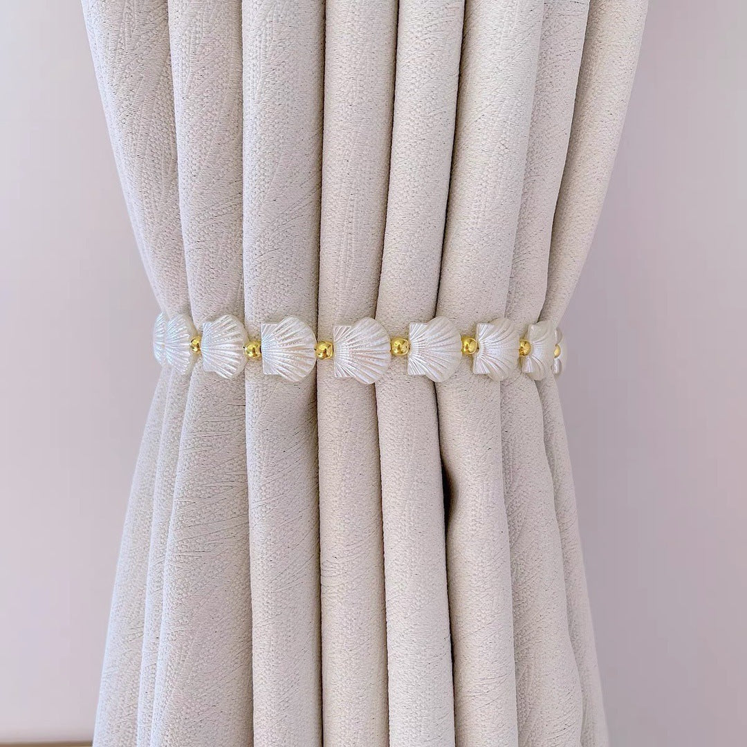 Decorative Shell Necklace Acalora