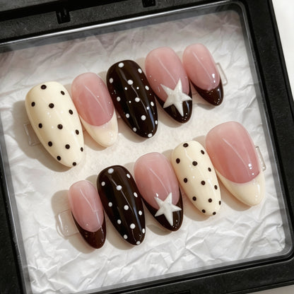 Decorative Press-On Nail Set Acalora