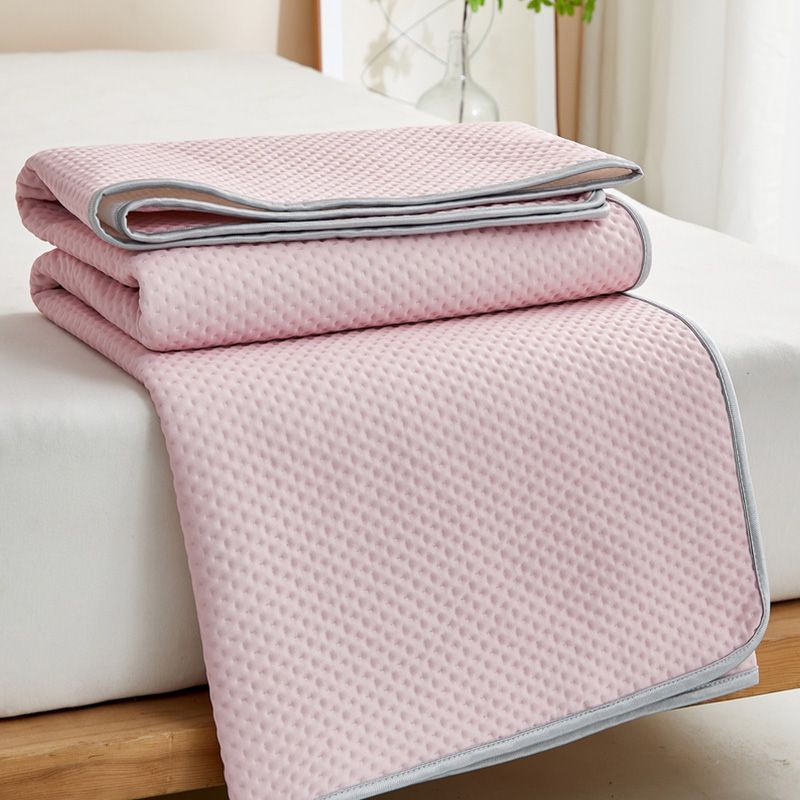 Unisex Cooling Mattress Topper with Breathable Pressure Relief and Non-Slip Base Skanto