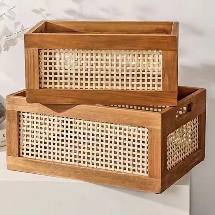High-quality storage basket with rattan details Acalora
