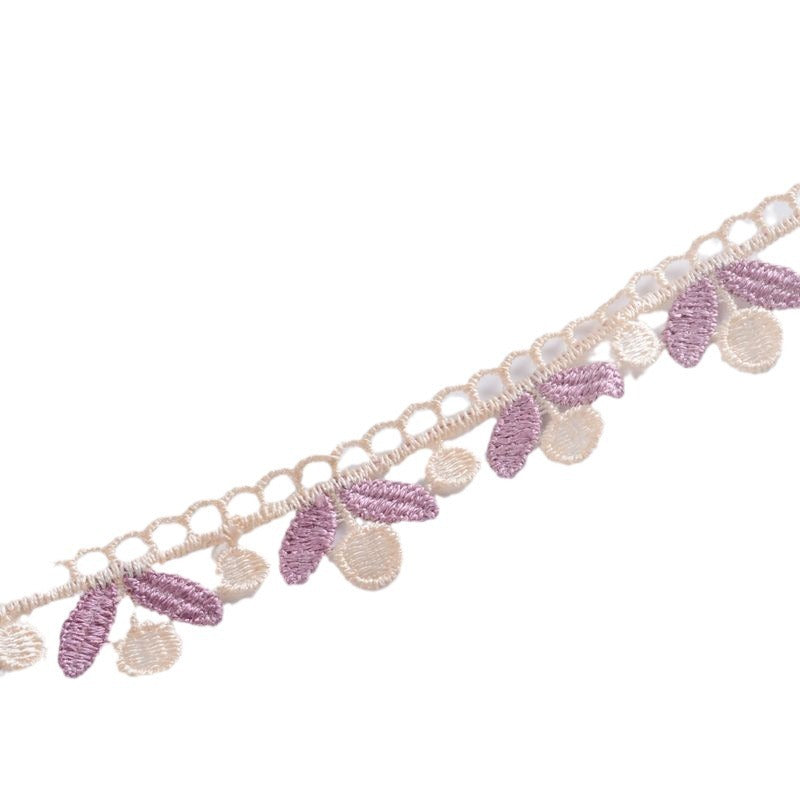 Delicate lace trim Acalora