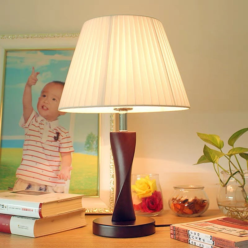 Elegant Twisted Table Lamp