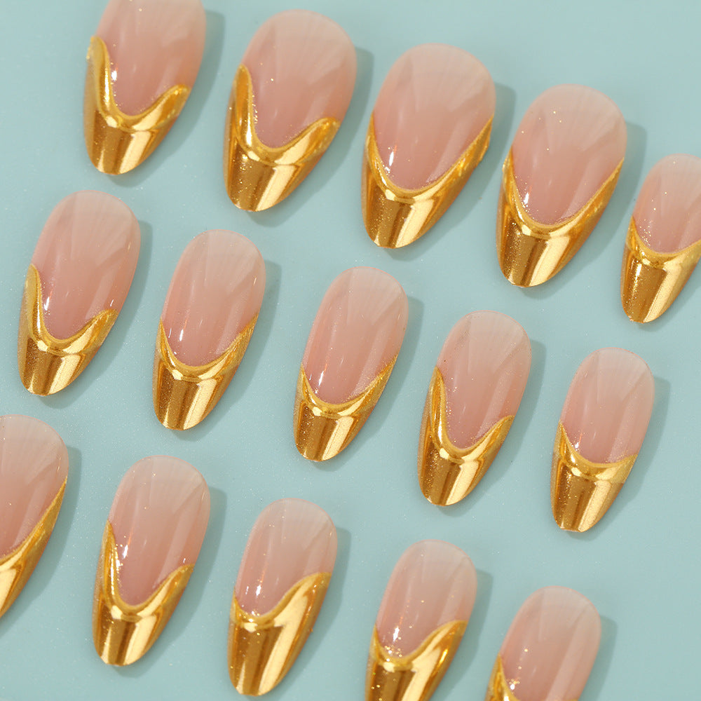 Artificial nails with elegant gold accent Acalora