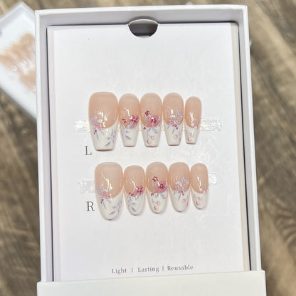 Floral Design Stiletto Press-On Nails Acalora