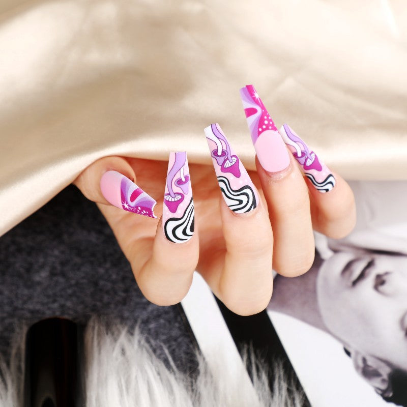 Artificial nails in modern abstract design Acalora