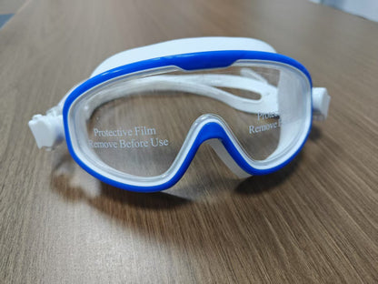 Swimming mask with anti-fog coating and ergonomic silicone frame Kalsten
