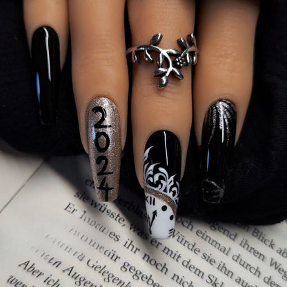 Artificial nails in elegant black and white design Acalora