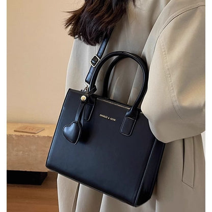 Sophisticated Leather Tote Bag Acalora