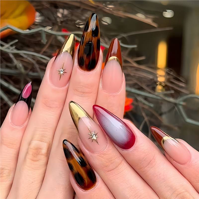 Decorative Stiletto Press-On Nails with Metallic Accents Acalora