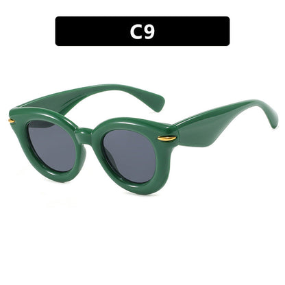 Women's Retro Sunglasses in an elegant Cat-Eye Design Karnz