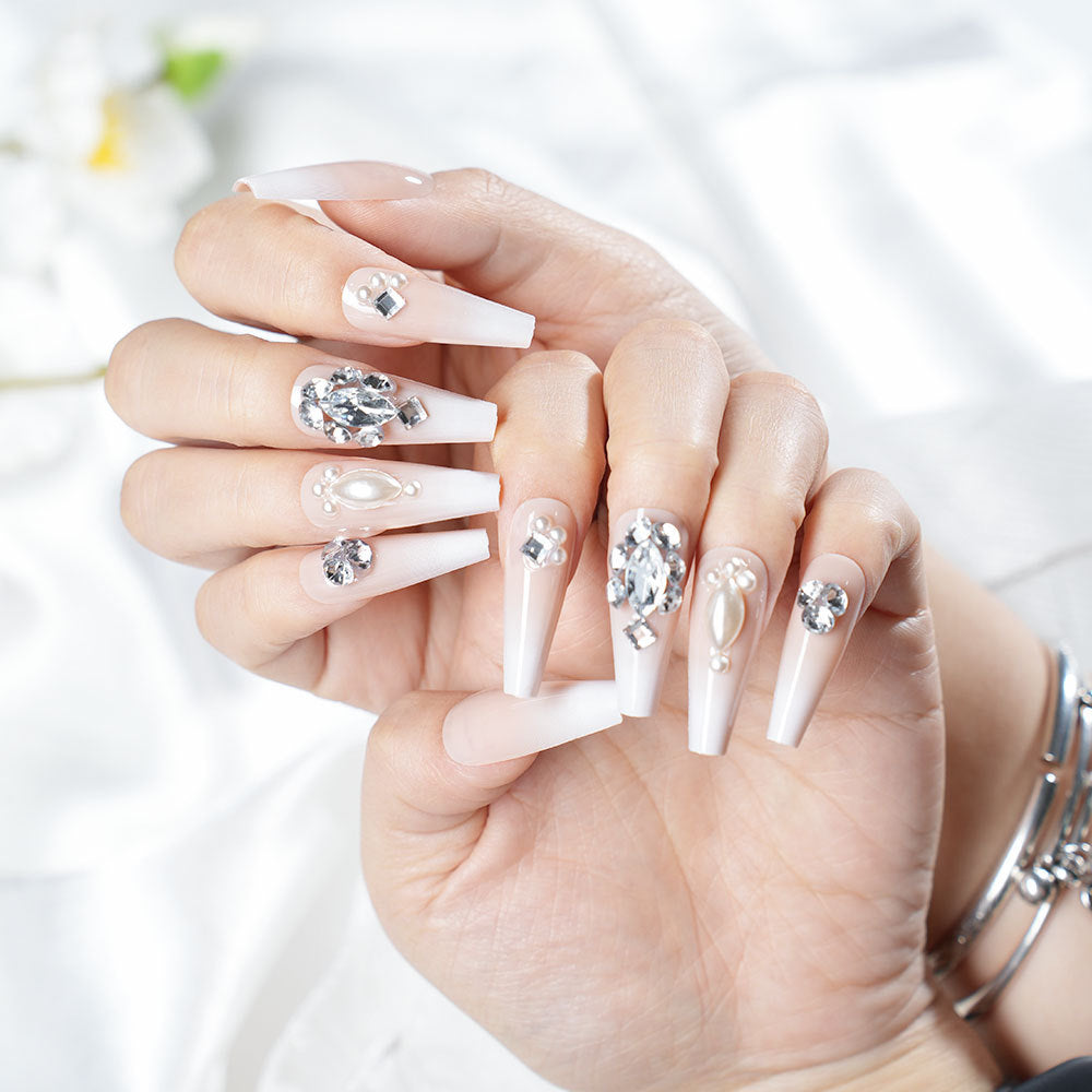 Glamorous Crystal Embellished Press-On Nail Set Acalora
