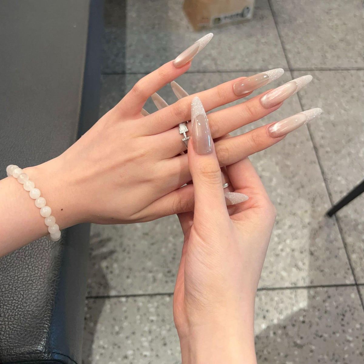 Glossy Press-On Nails Set Acalora