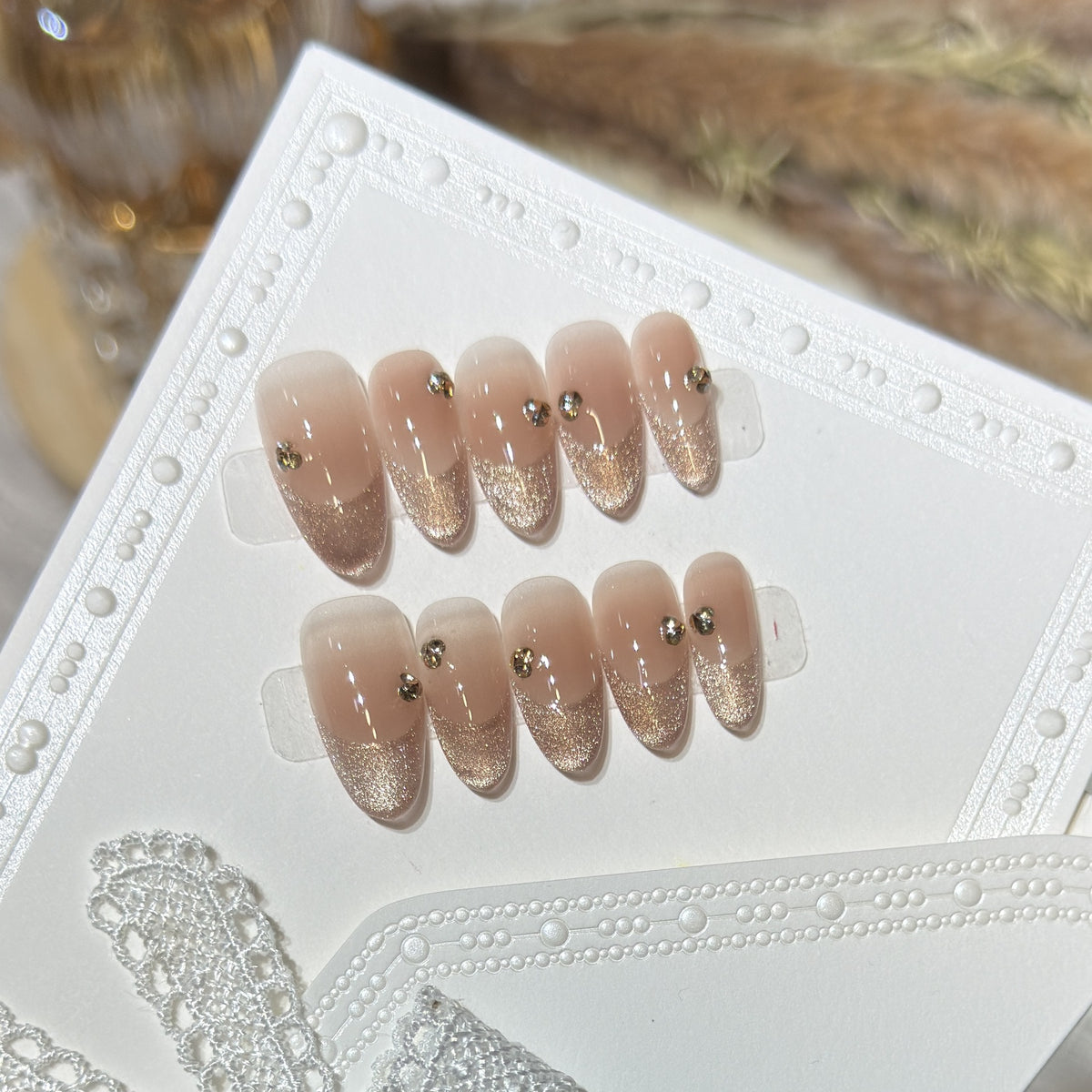Elegant Glitter-Accent Press-On Nail Set Acalora
