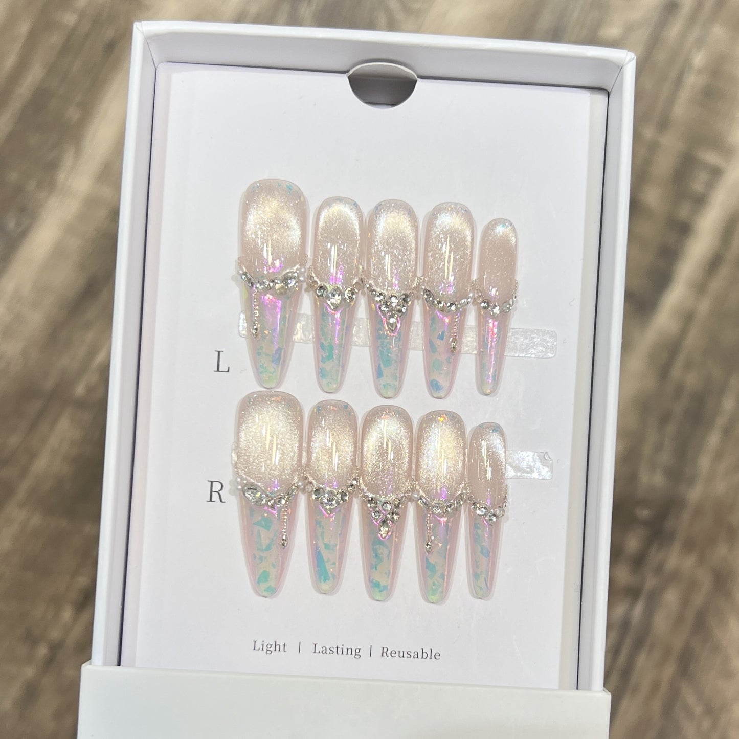 Glamorous Nail Art Acalora