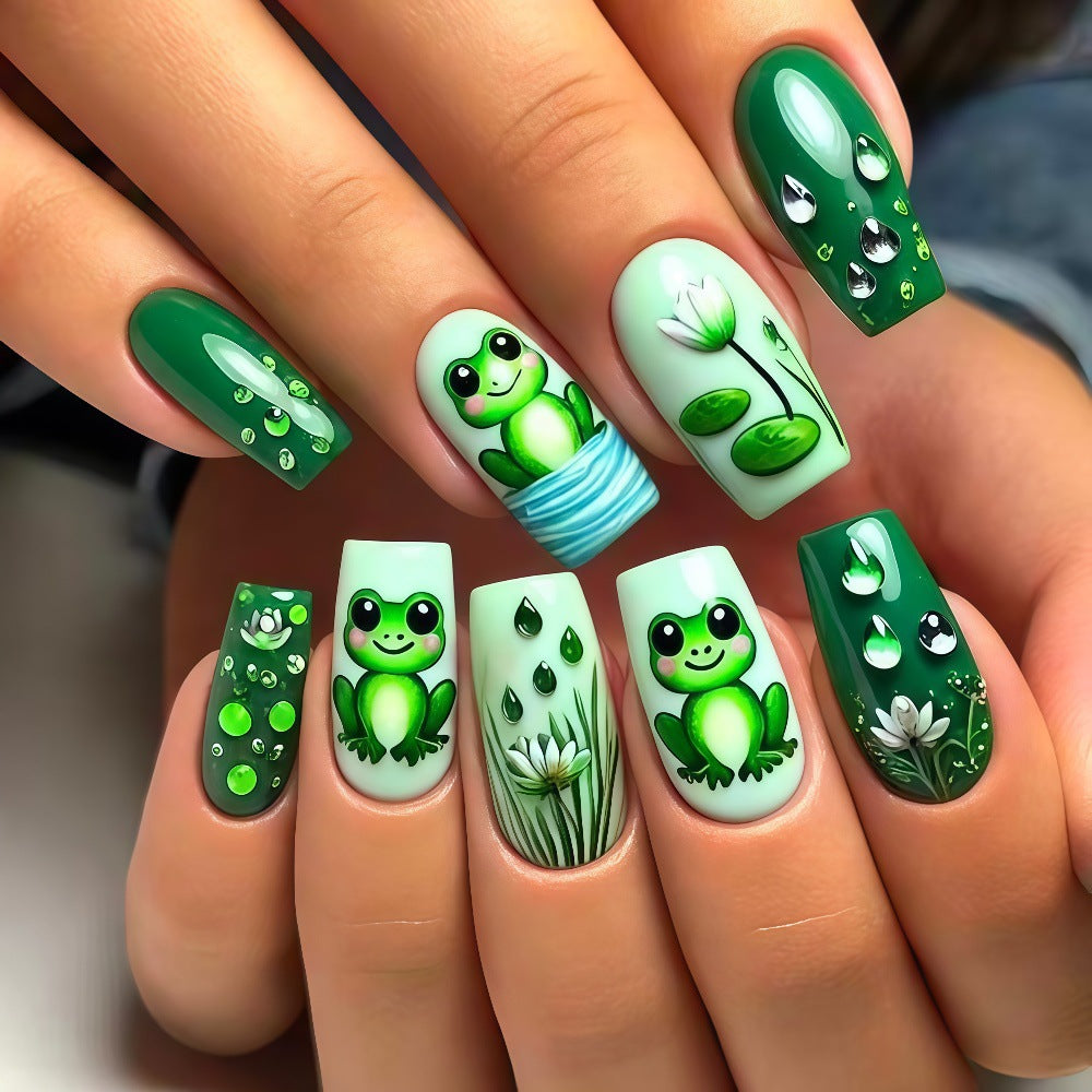 Creative art nails with frogs and plant details Acalora