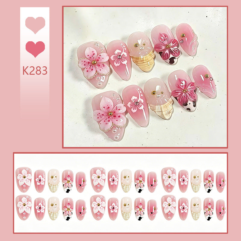 Artificial nail set with elegant floral accents Acalora