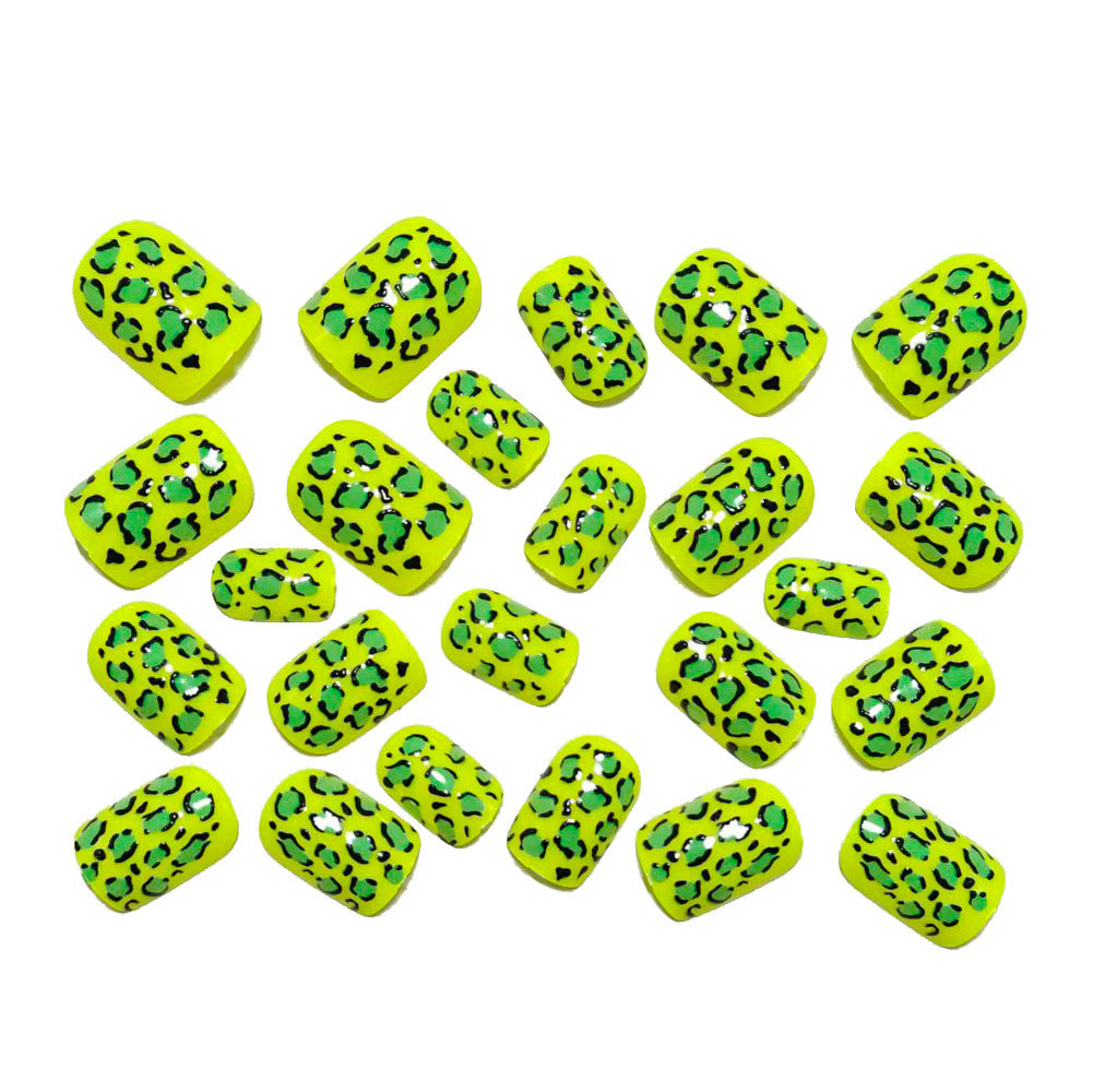 Artificial nails with modern leopard print Acalora