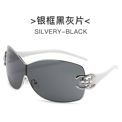 Women's fashion sunglasses with extravagant design and sparkling accents Bowlift
