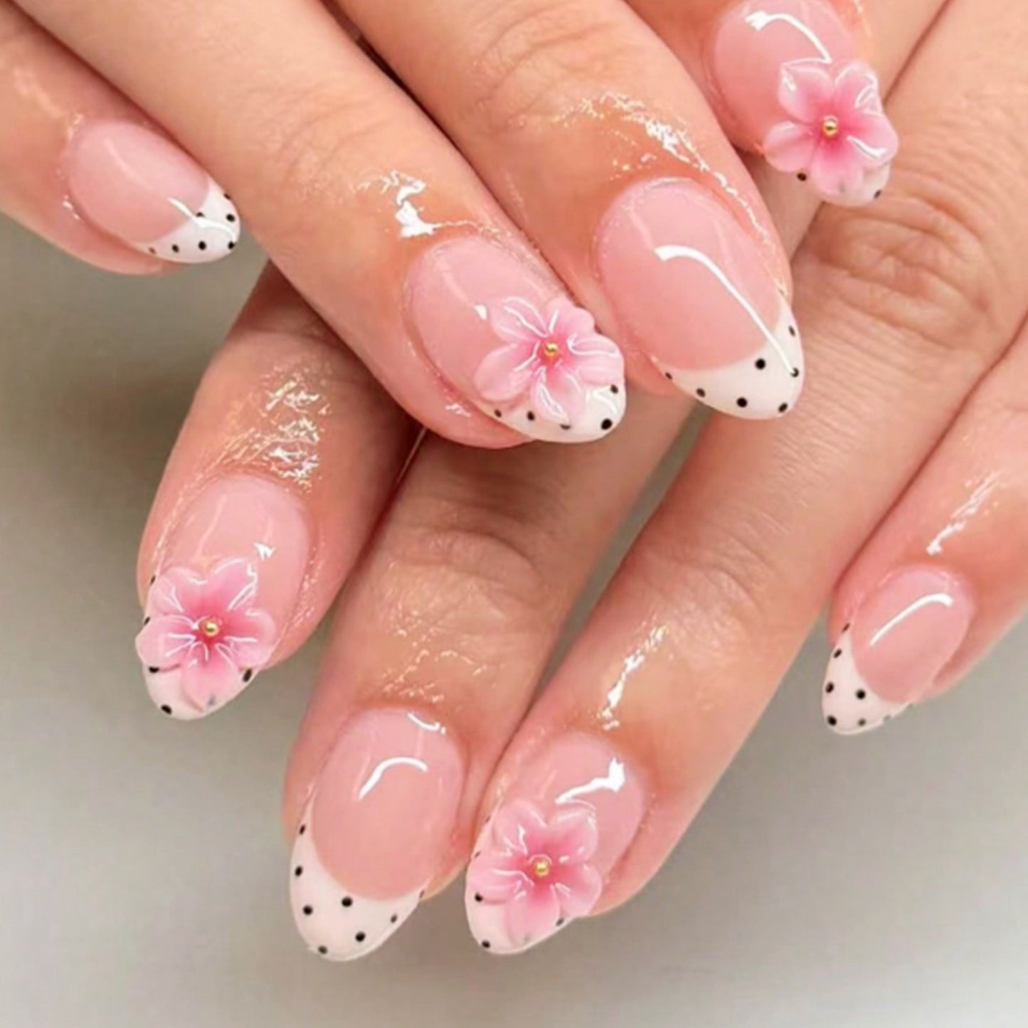 Detailed Floral Design Press-On Nails Acalora