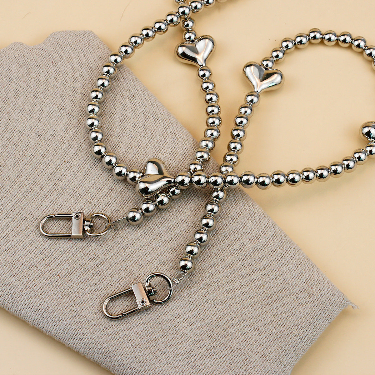 Heart-Embellished Eyewear Chain Acalora