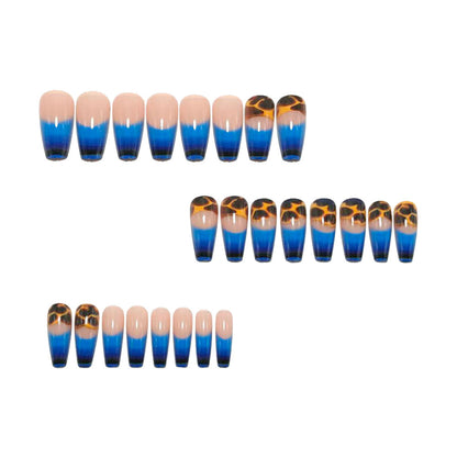 Artificial nails with elegant gradient and fashionable animal design Acalora