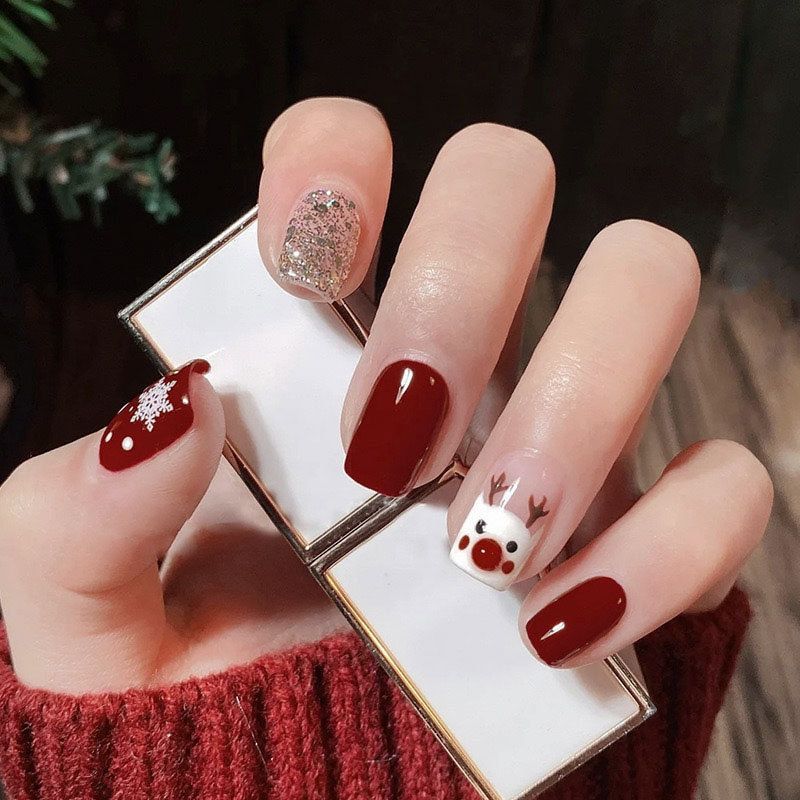 Festive Themed Decorative Press-On Nails Acalora