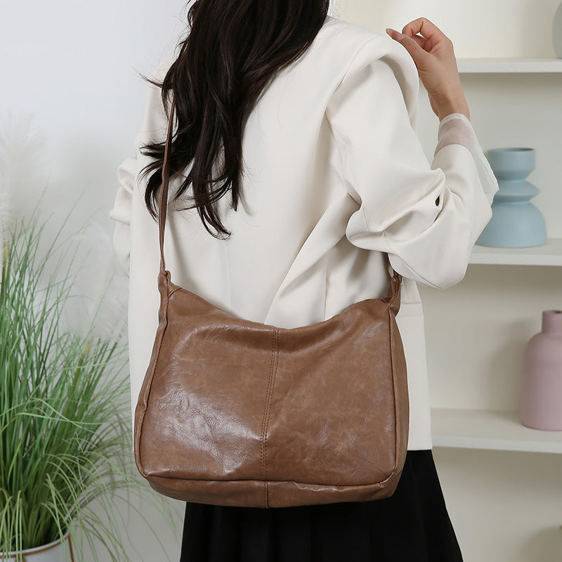 Elegant Leather Shoulder Bag Acalora