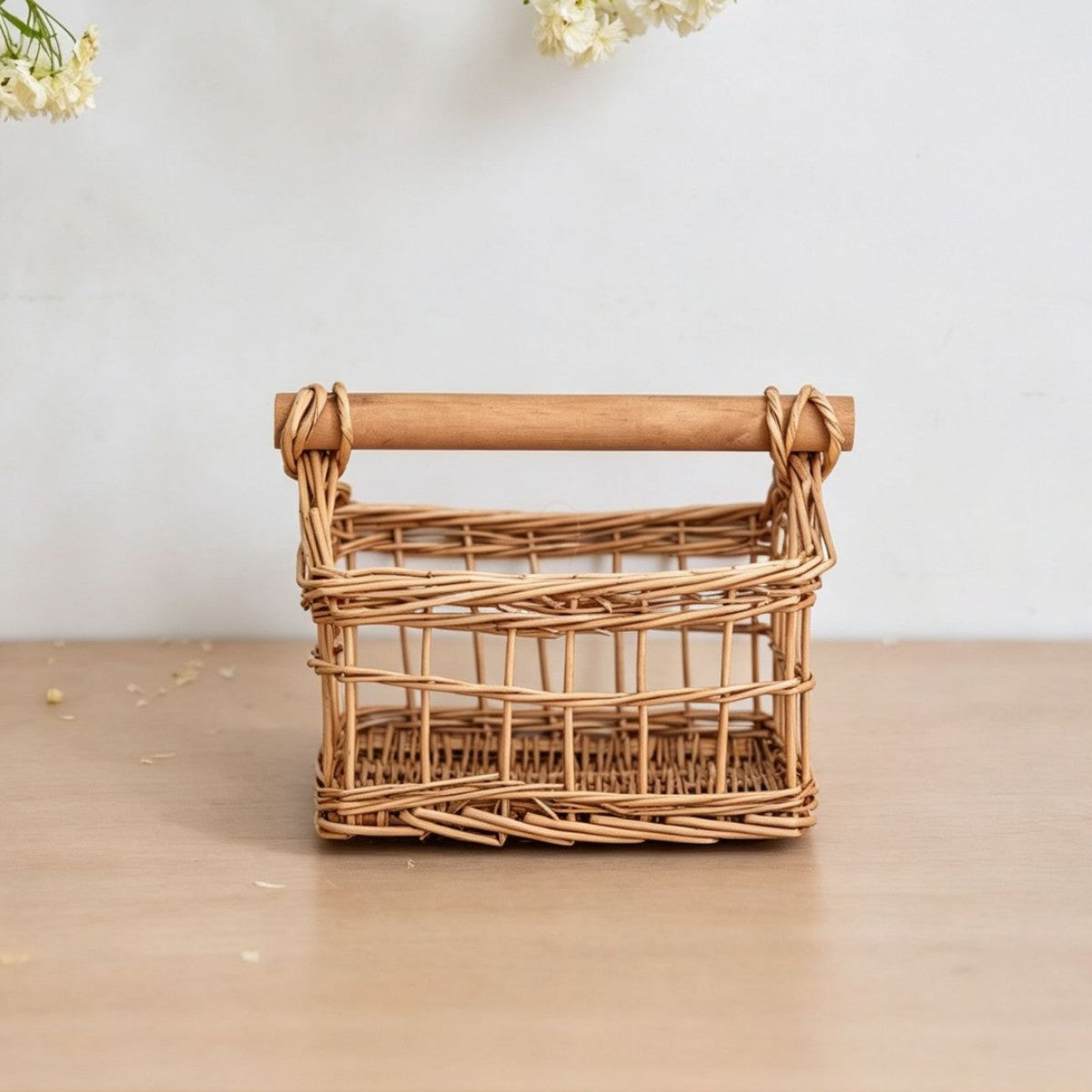 Handcrafted storage basket with wooden handle Acalora