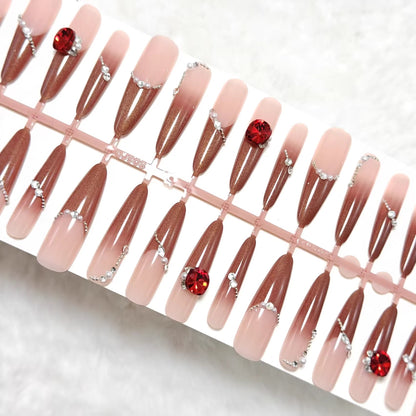 Artificial nails with luxurious 3D decorations and glamorous accents Acalora
