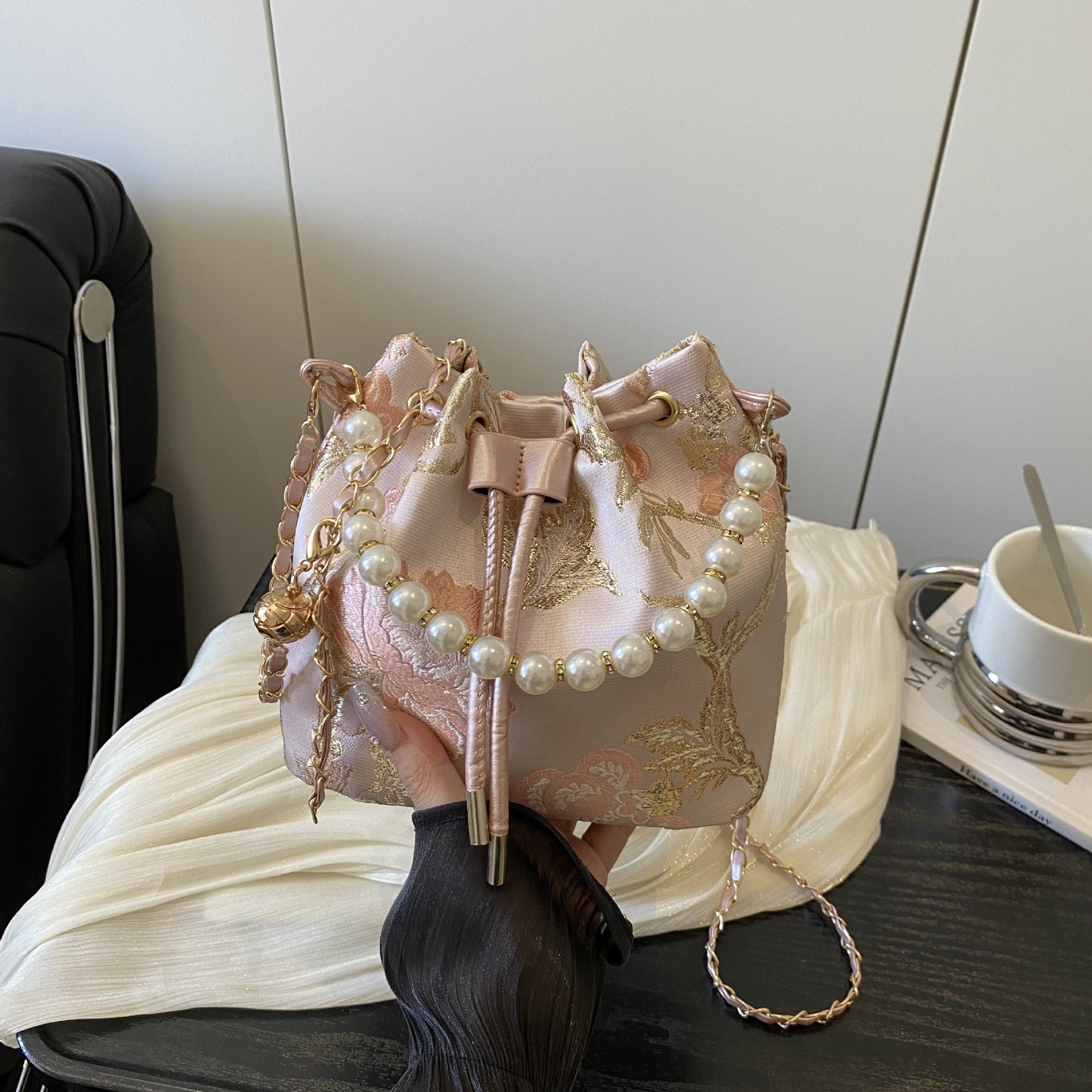 Elegant Floral Print Drawstring Bucket Bag Acalora
