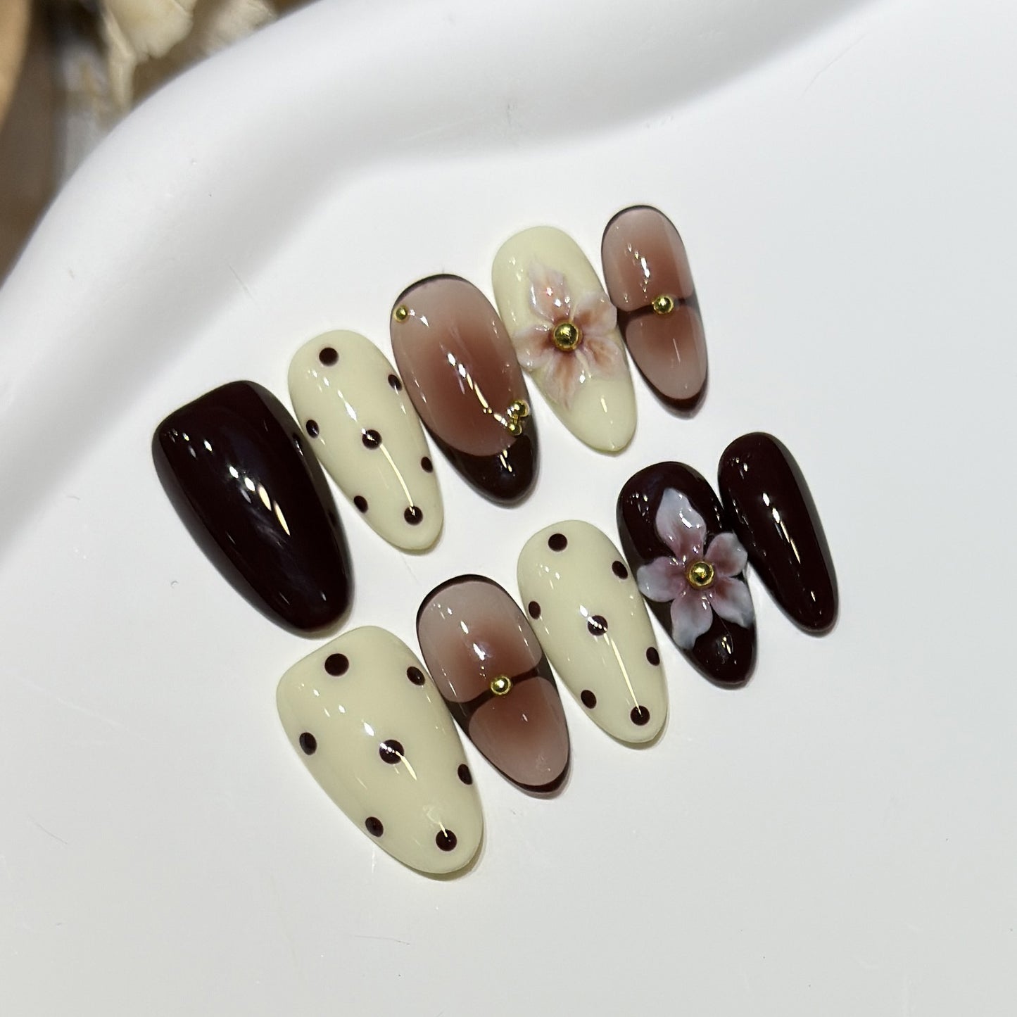Elegant Floral Stiletto Nail Art Set Acalora
