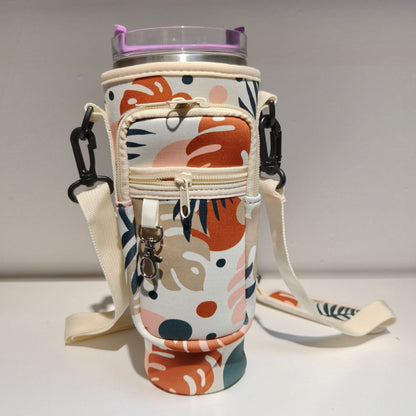 Ladies trendy and sparkling drinking bottle with shoulder bag Bowlift